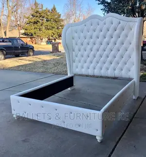 Darby Upholstered Bed