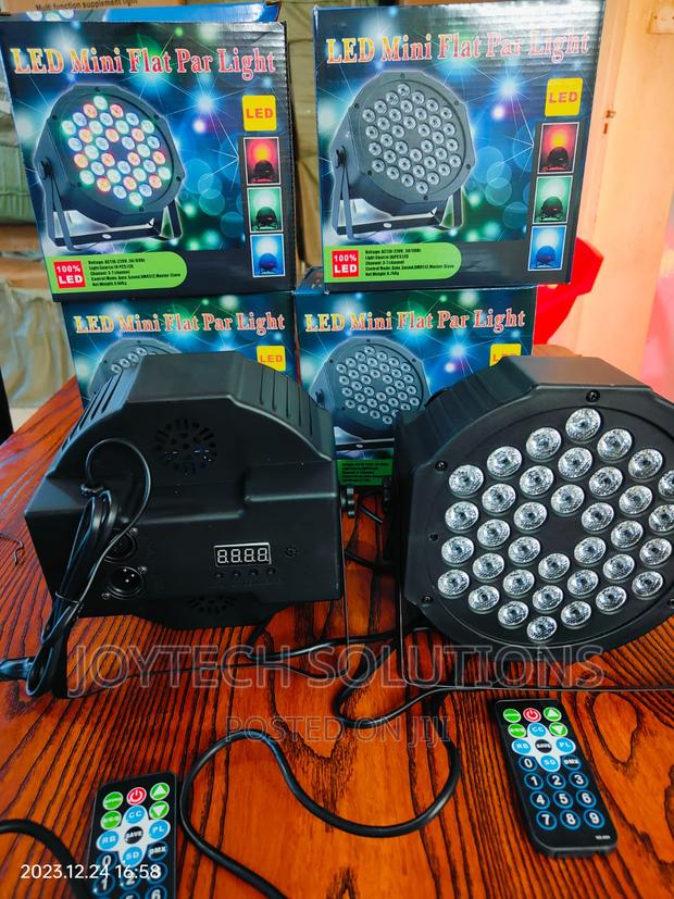 Good Quality Gobo STAGE Head Lights. RGBW and Durable for Di - main view