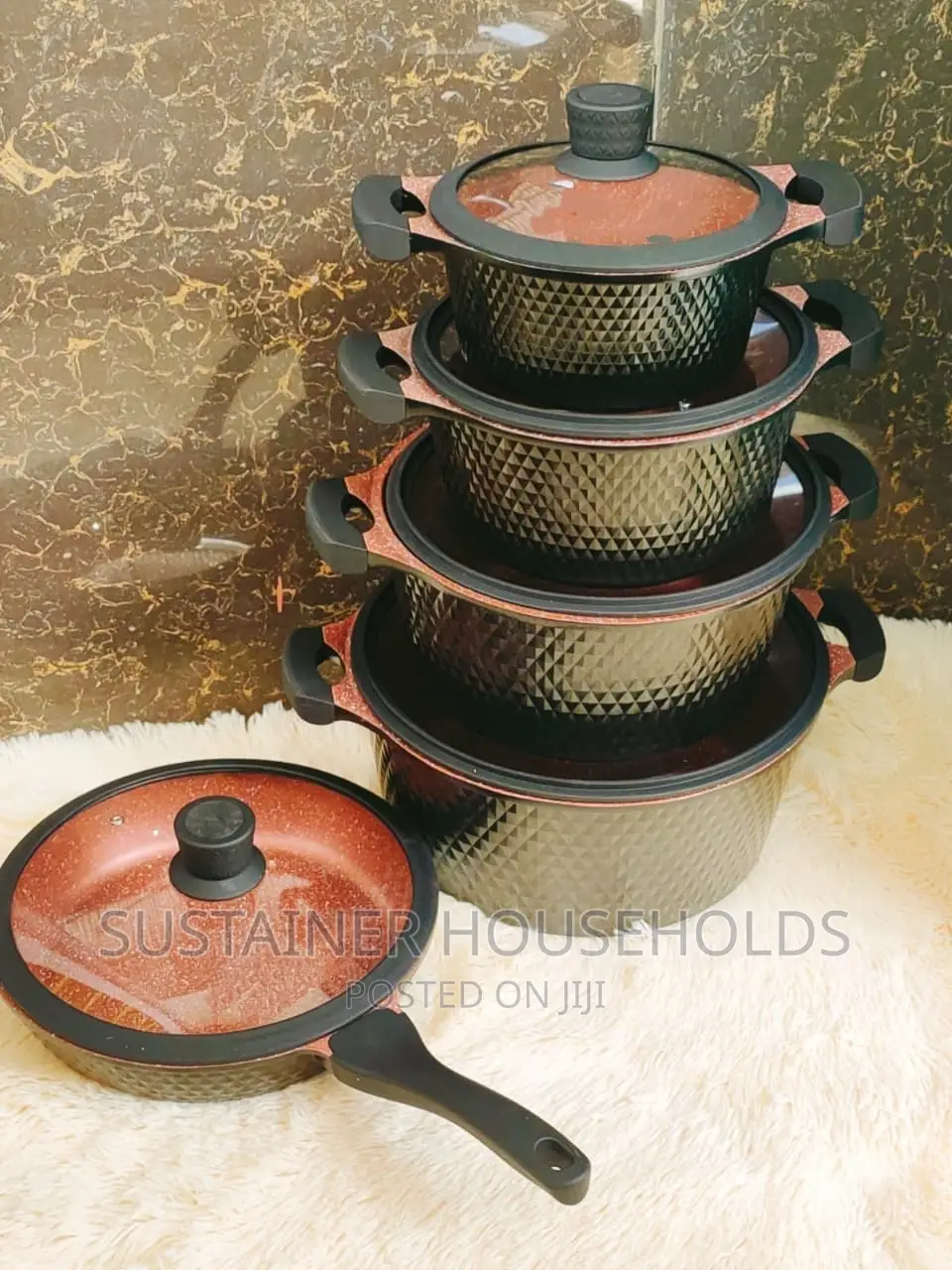 *TC 10 PCS Granite Diecast*
Available in Black and Brown