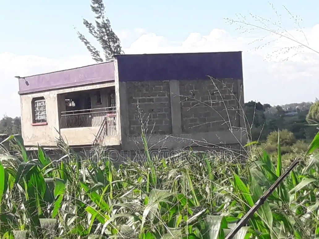 Kiganjo Thika Near Kamuthi 40 by 80 Selling at 6m With Title