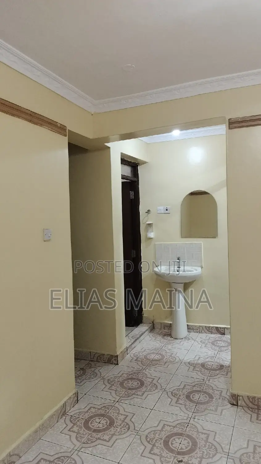 2bdrm Apartment in Lifestyle Court for rent