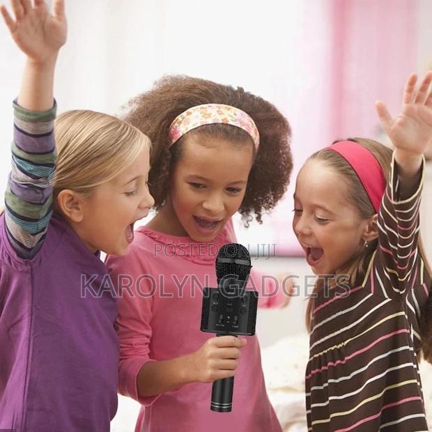 Wireless Bluetooth Karaoke Microphone for Singing