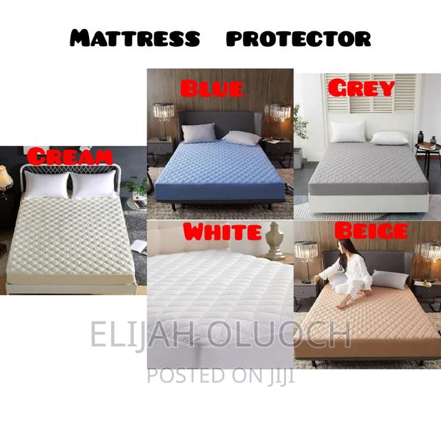 Waterproof Mattress Protectors - thumbnail 3