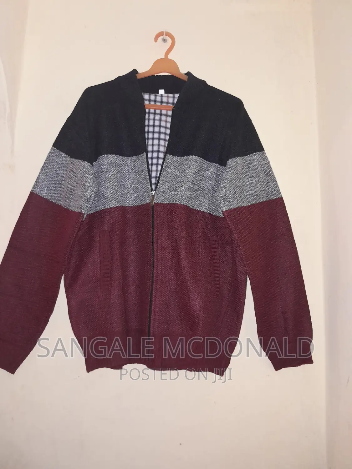 Men's Sweater/Men's Cardigan Sweater