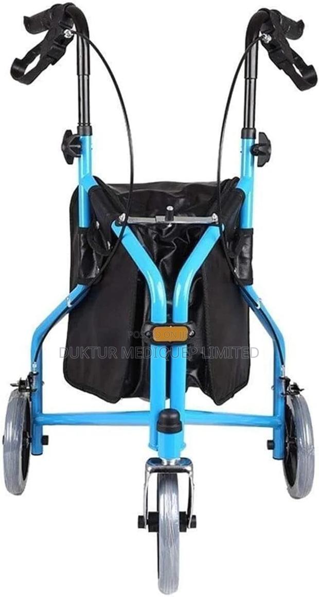 Rollator 3 Wheel With Carrier - thumbnail 4