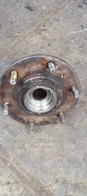 Front Wheel Hubs L200 4-Wheel Drive Model 2008-2021.