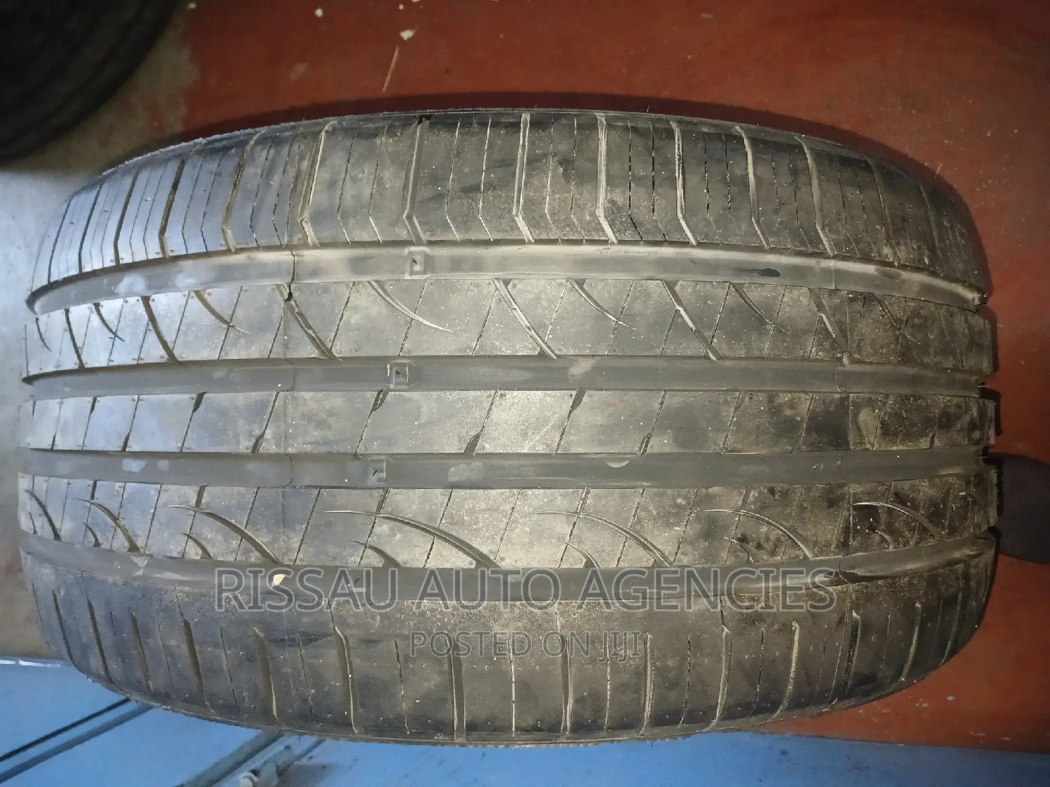 275/35 R 19 Fortune Tyres Made in Thailand.