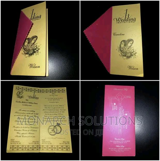100pcs Violet With White Touch Wedding Cards
