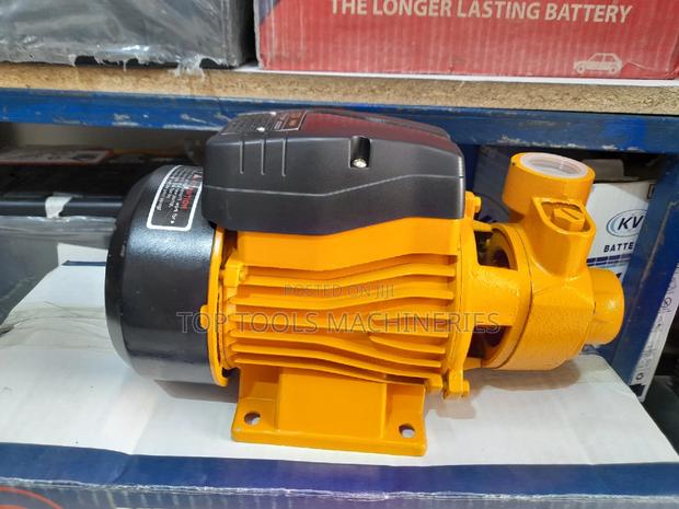 Dera 0.5hp Booster Pump - main view