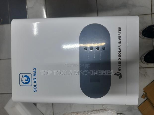 Solarmax 1.5kva 24volts Inverter