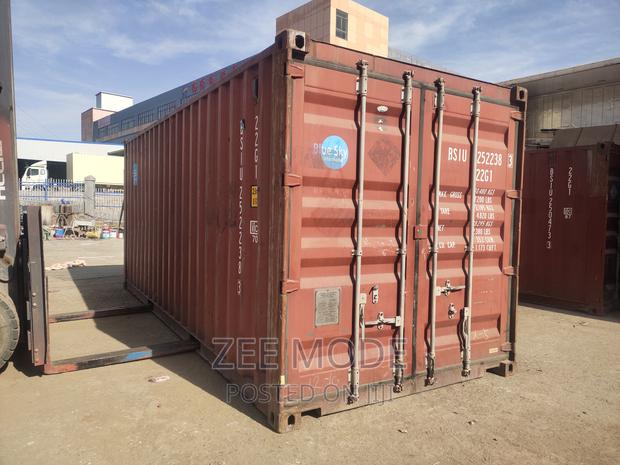 20fts Container Units Available - thumbnail 3