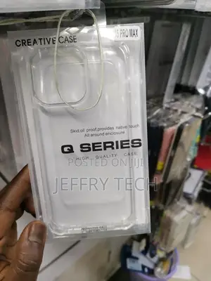 iPhone 15 Pro Clear Case With Reinforced Corners