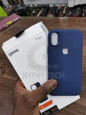 GEAR4 iPhone X / XS Battersea Case Cover With D30 | Black