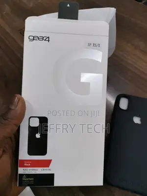 Gear4 iPhone XS iPhone X Case Cover