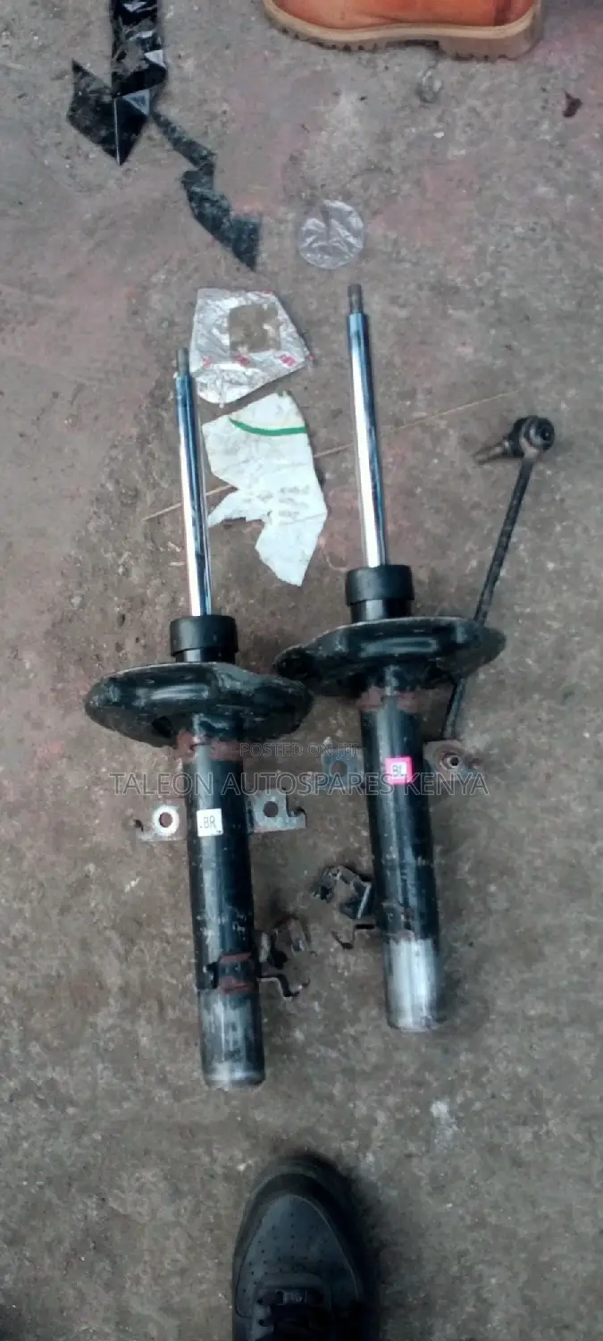 Nissan Xtrail Nt32 Front Shocks
