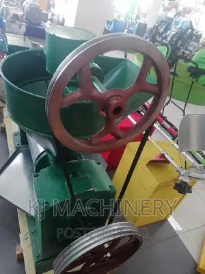 Screw Oil Pressing Machine -1-1.5tonnes Per Day Production