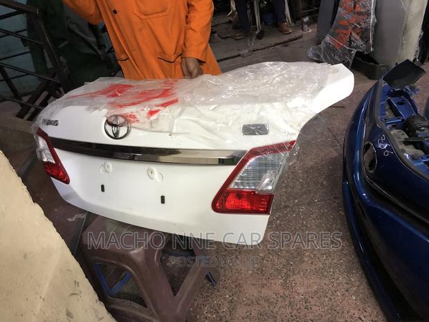 Toyota Premio 265 Rear Boot - thumbnail 2