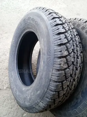 215/75r15 Maxtrek