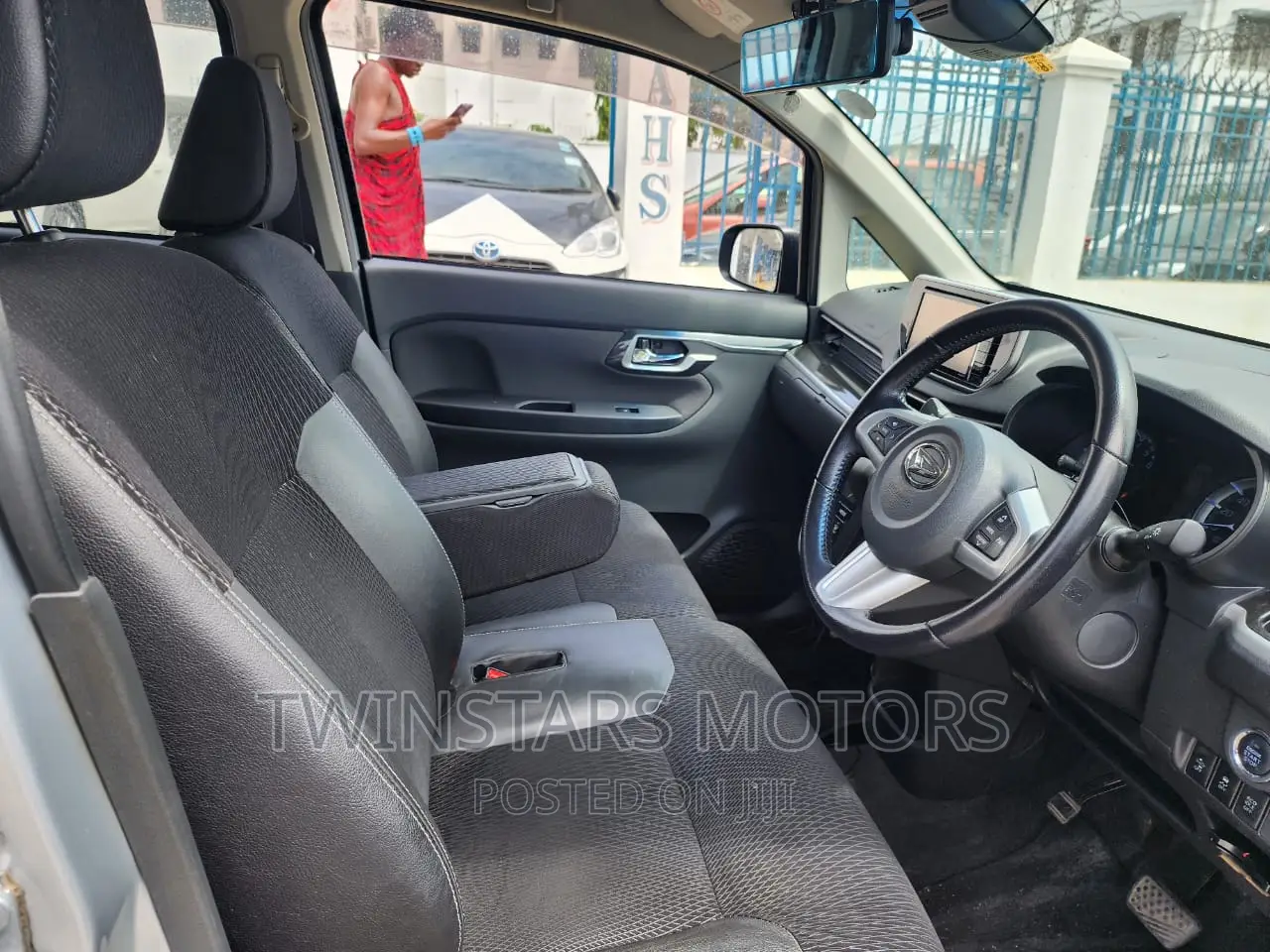 Daihatsu Move 2017 Silver