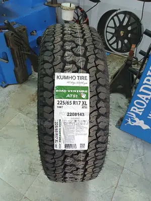 225/65r17 Kumho All-Terrain