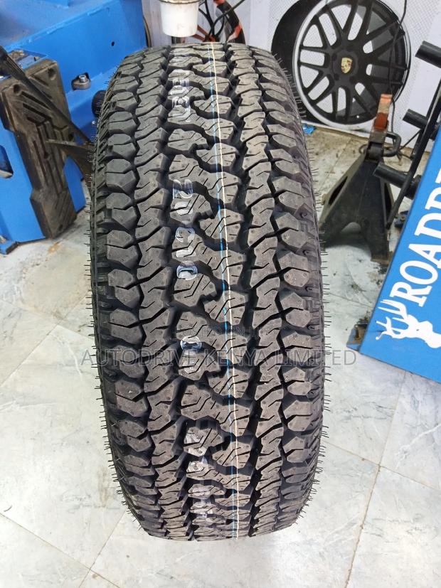 225/65r17 Kumho All-Terrain - thumbnail 2