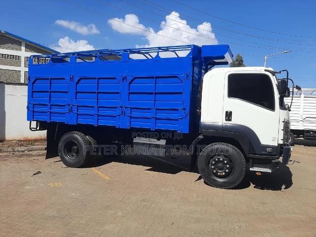 Zero Mileage Isuzu FVR Sand Harvester - thumbnail 4