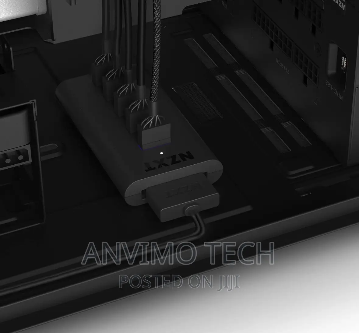 NZXT Internal USB Hub 3 - AC-IUSBH-M3