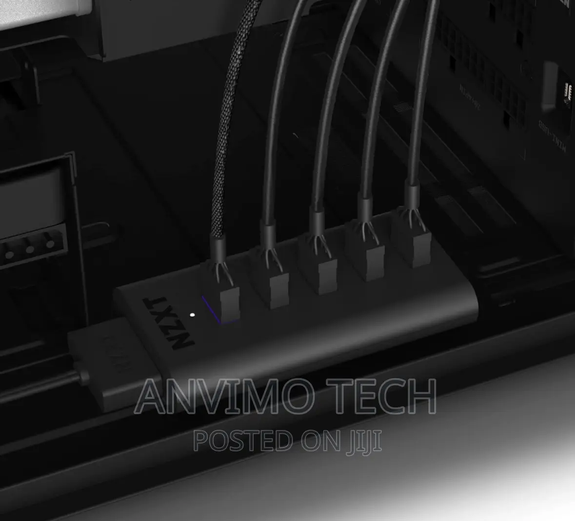 NZXT Internal USB Hub 3 - AC-IUSBH-M3