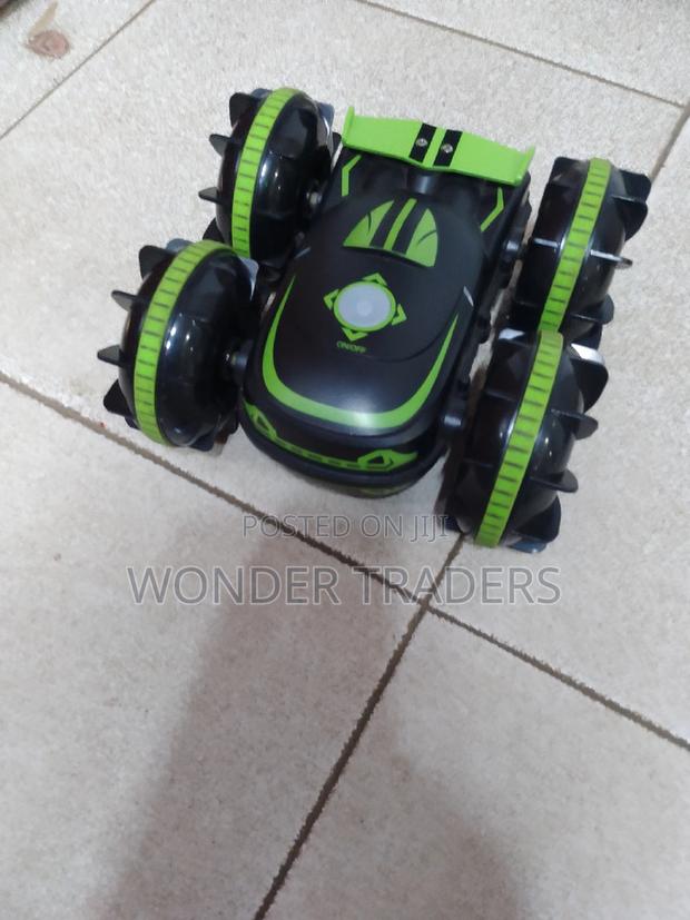 Stunt Car Remote Controlled. - main view