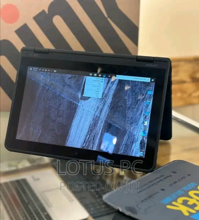 Laptop Lenovo Yoga 11e 4GB Intel Celeron SSD 128GB