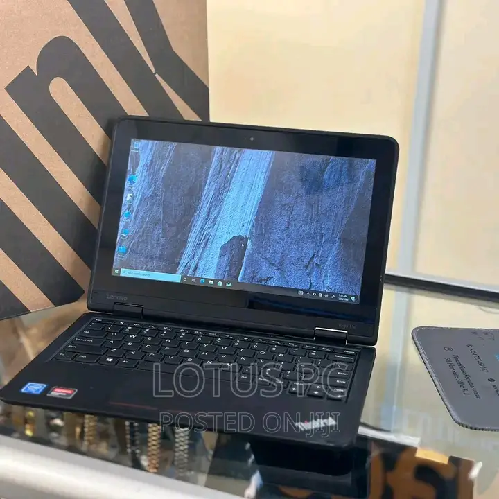 Laptop Lenovo Yoga 11e 4GB Intel Celeron SSD 128GB