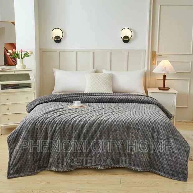 Fleece Blanket Fleece Blanket - thumbnail 2