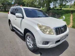 Toyota Land Cruiser Prado 2012 Pearl
