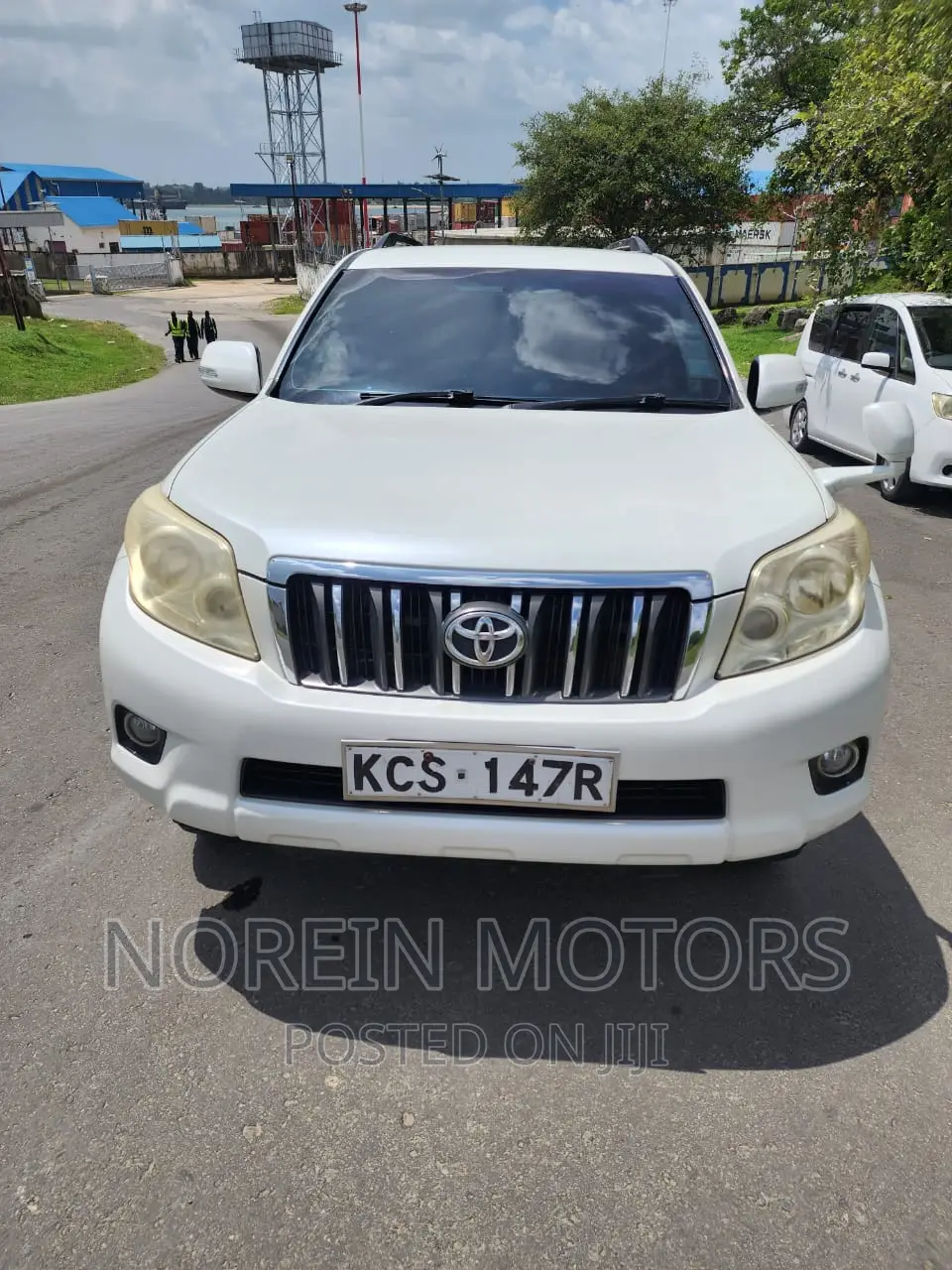 Toyota Land Cruiser Prado 2012 Pearl