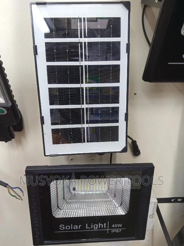 Solar Light 40W LED Auto on SOLAR FLOODLIGHT - main view