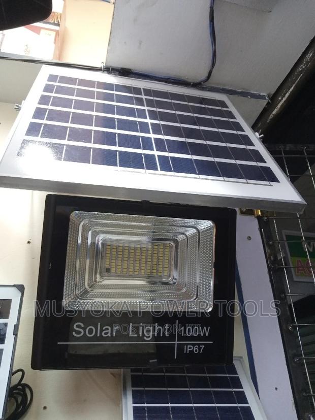 Solar Light 100 Watts SOLAR SECURITY FLOOD LAMP - main view