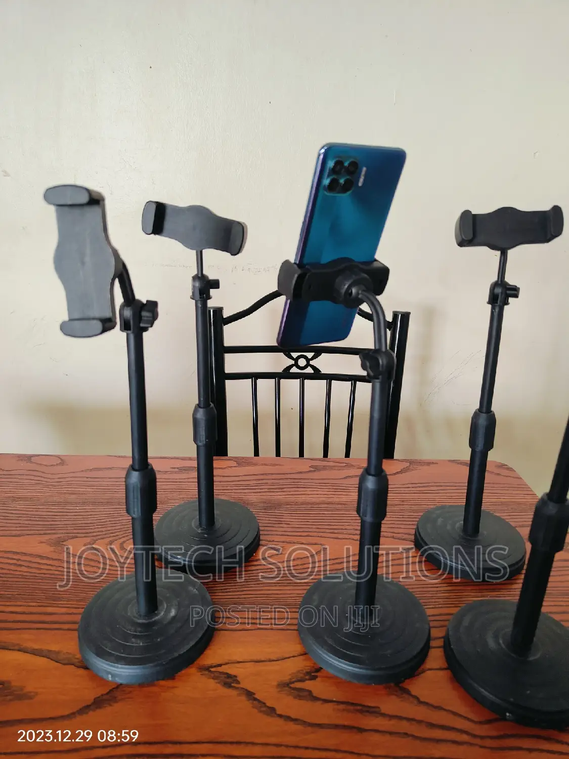 Mobile Phone Tripod Stand.