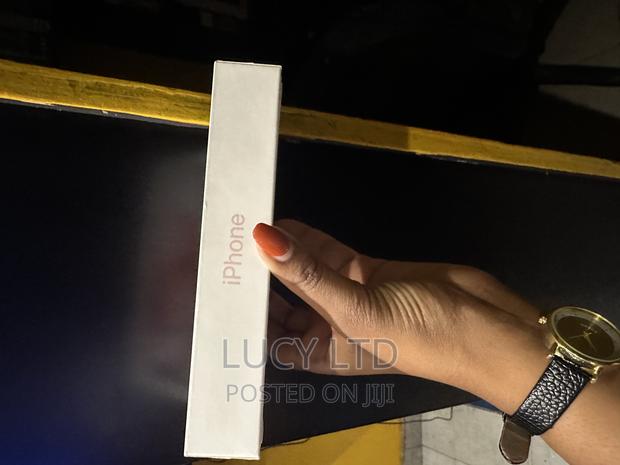 New Apple iPhone 15 128 GB Pink - thumbnail 2