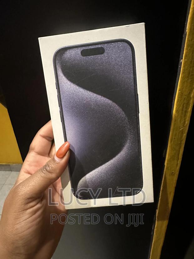 New Apple iPhone 15 Pro 256 GB Blue - main view