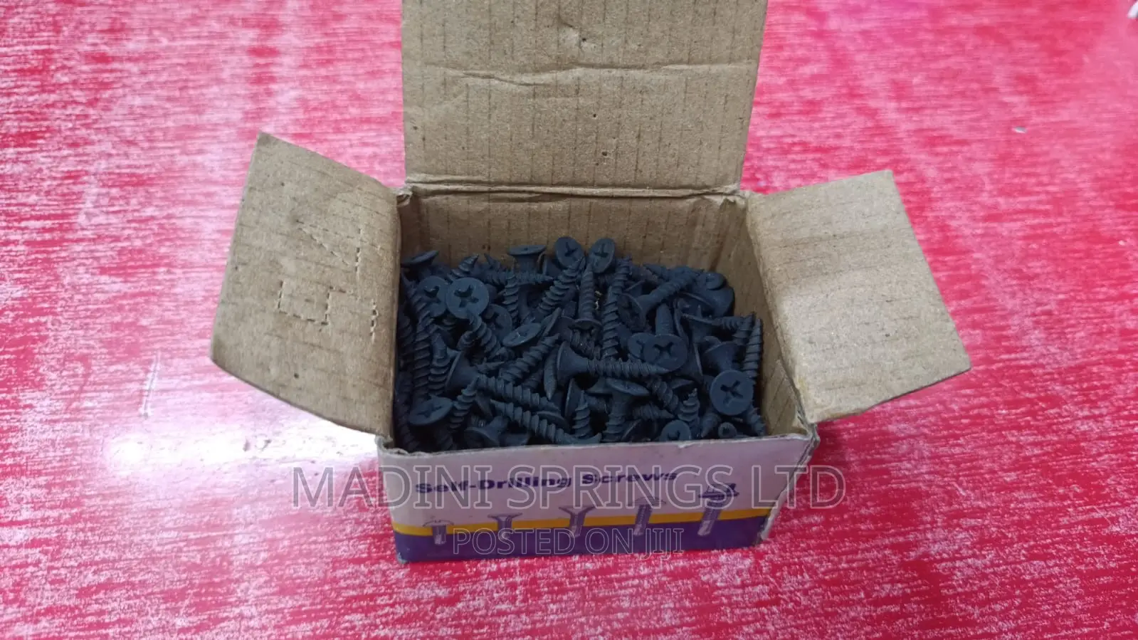 Self Tapping Screws(Various Colours and Sizes Available)