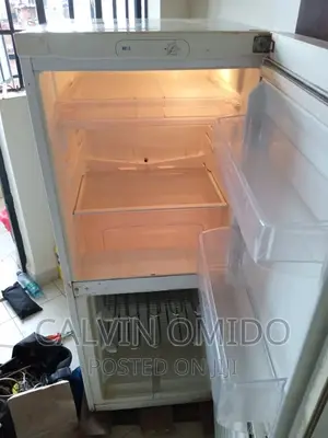 Ocean Fridge Technician Repairs