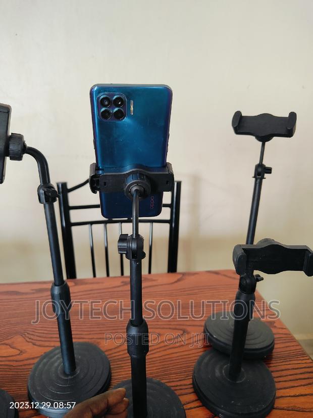 Universal Tripod Mobile Phone Stand. - thumbnail 3