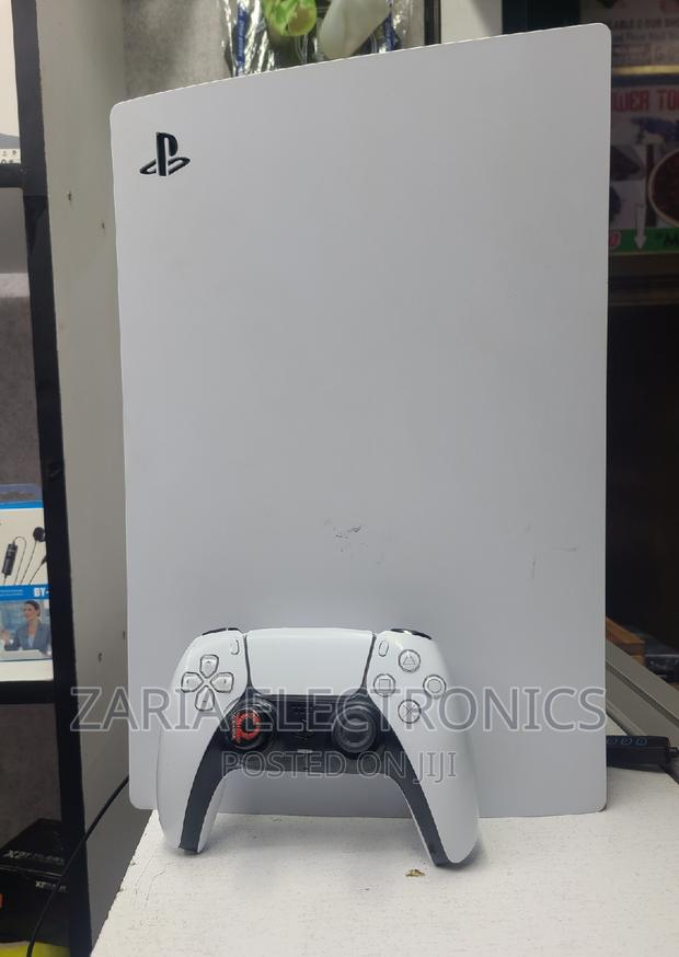Ps5 Slightly Used With One Pad - thumbnail 3