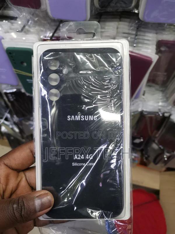 Samsung Galaxy A24 4G Silicone Back Case Black - thumbnail 4