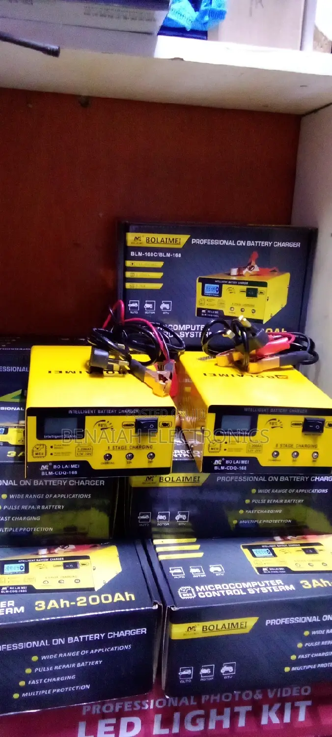 Baloimei Car Charger.10A 250w Trickle Intelligent Charger.
