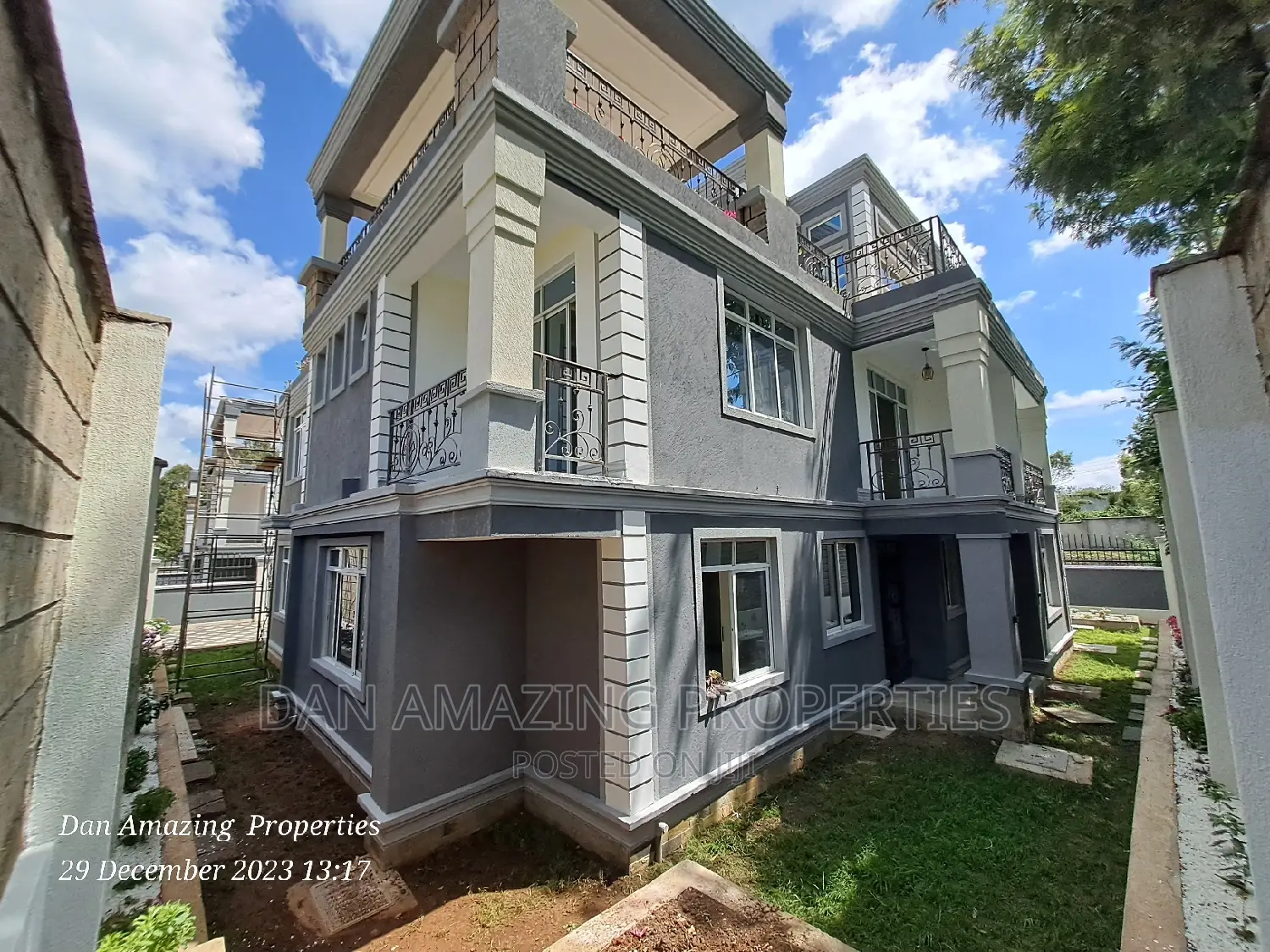 6bdrm Villa in Ol Keri for sale