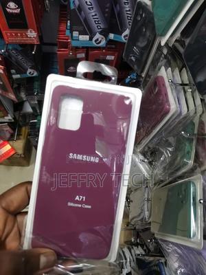 Samsung Galaxy A71 Silicone Case Maroon - thumbnail 2