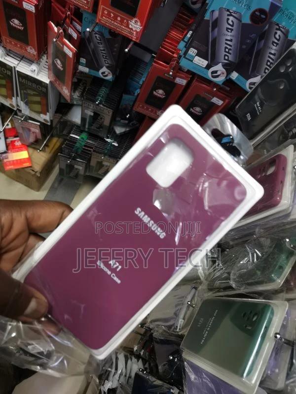 Samsung Galaxy A71 Silicone Case Maroon - thumbnail 3