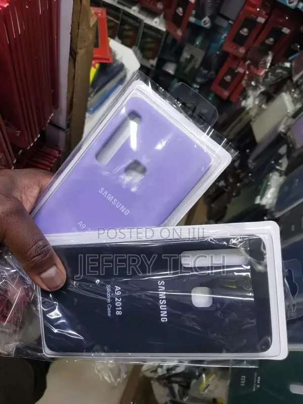 Samsung Galaxy A9 (2018) Silicone Case Purple