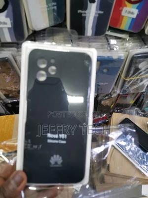 (Huawei Nova Y61) Shockproof Liquid Silicone Back Case Cover - thumbnail 2